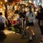 warga jepang mulai mengunjungi restoran di Tokyo (detik com)